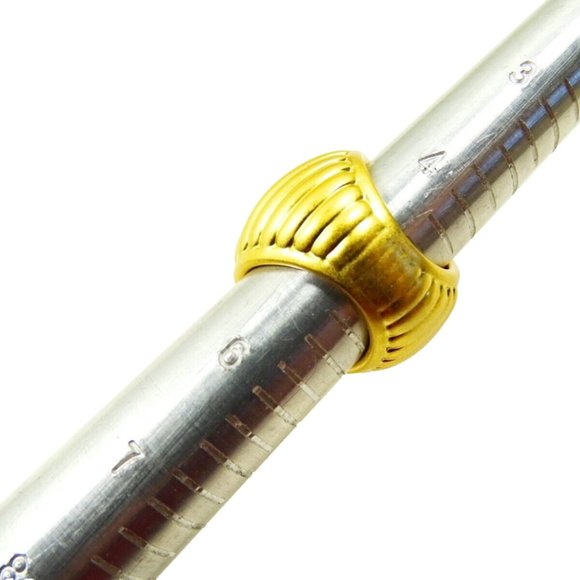 TORY BURCH NWOT Gold Plated Satin Finish Dome Ring Size 5 - Picture 9 of 9